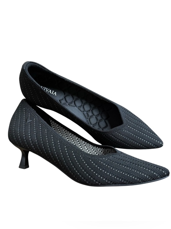 Vivaia Shoes - Vivaia pointed toe kitten heels 39.5 US 8.5 black knit dotted